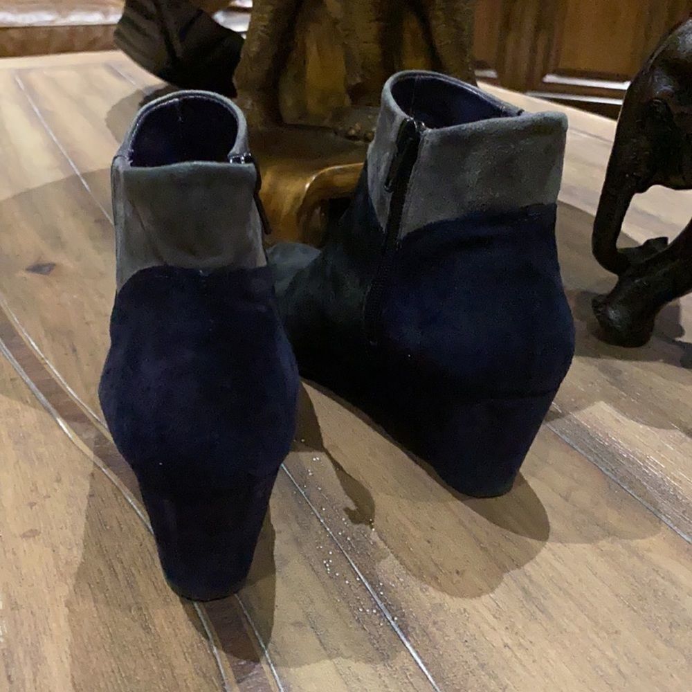 ❤️ Vaneli Color Block Boots ❤️ - Picture 4 of 6